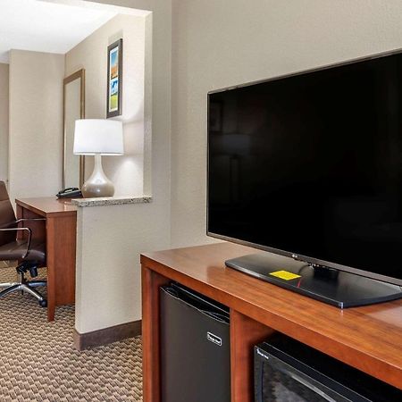 Comfort Inn Near Kokomo Speedway Extérieur photo