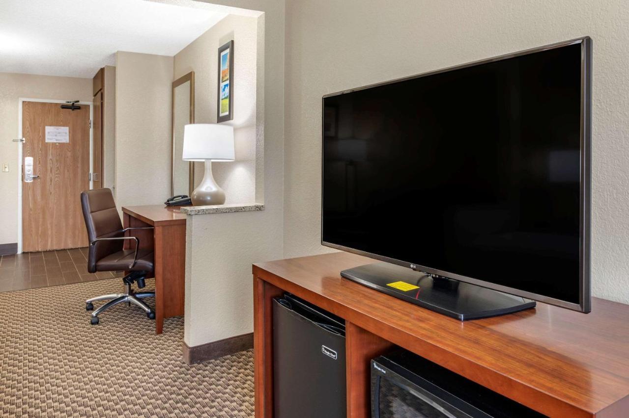 Comfort Inn Near Kokomo Speedway Extérieur photo