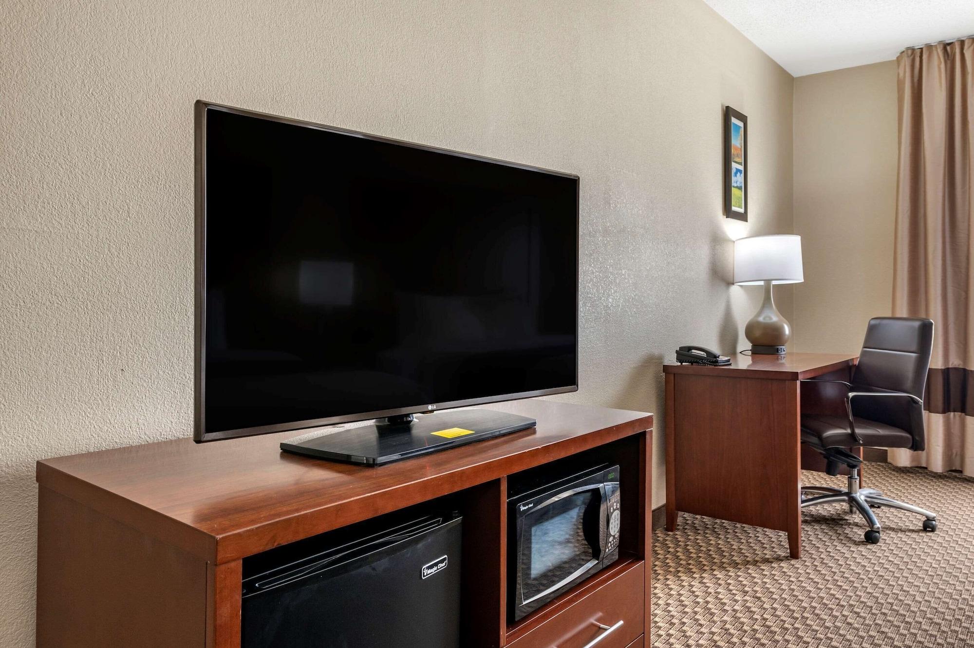 Comfort Inn Near Kokomo Speedway Extérieur photo