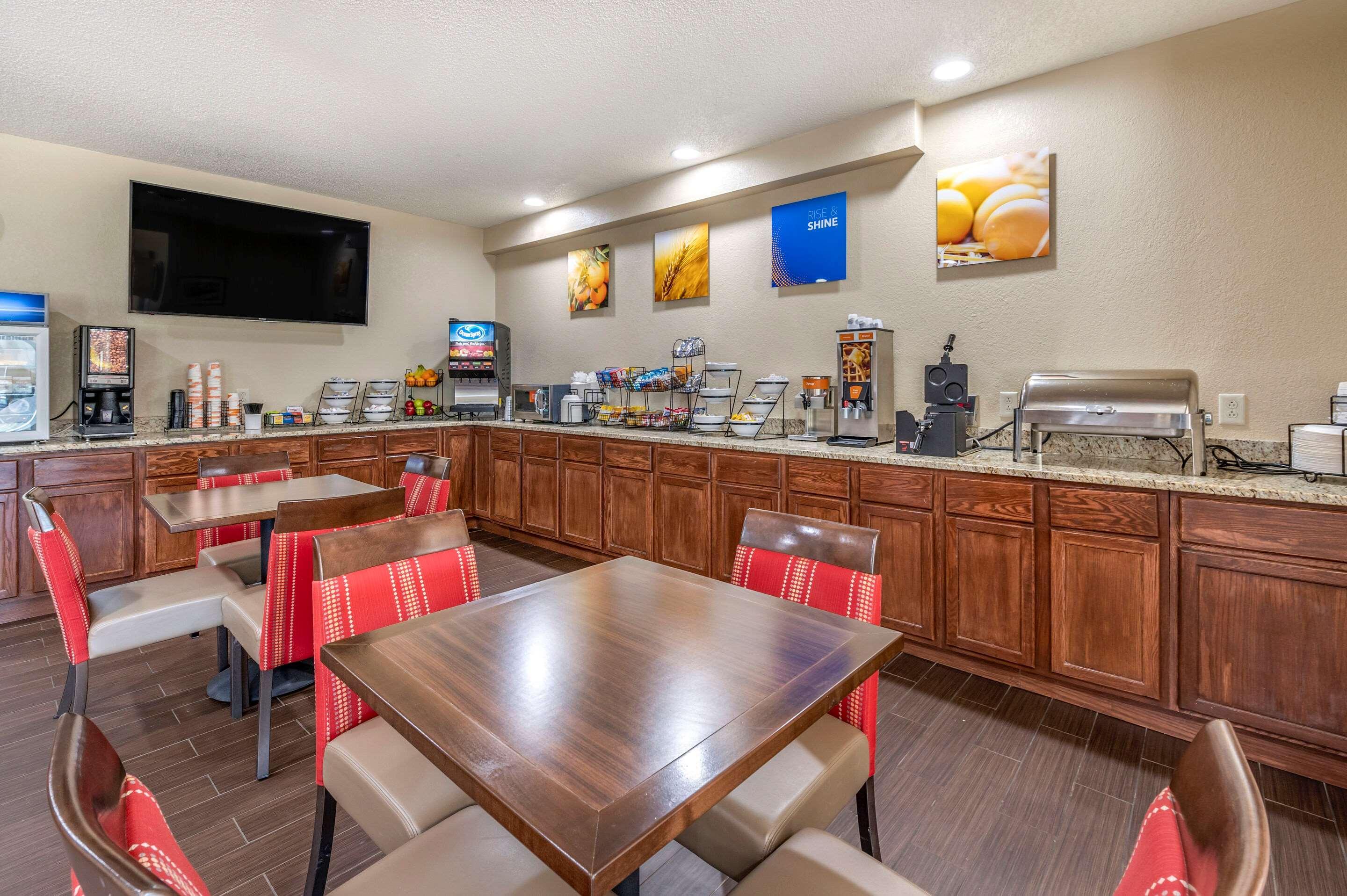 Comfort Inn Near Kokomo Speedway Extérieur photo